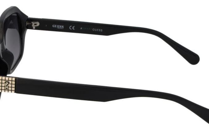 Guess GU8244