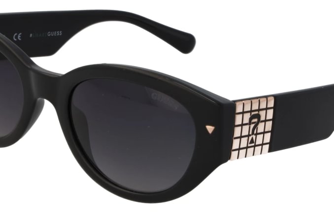 Guess GU8241