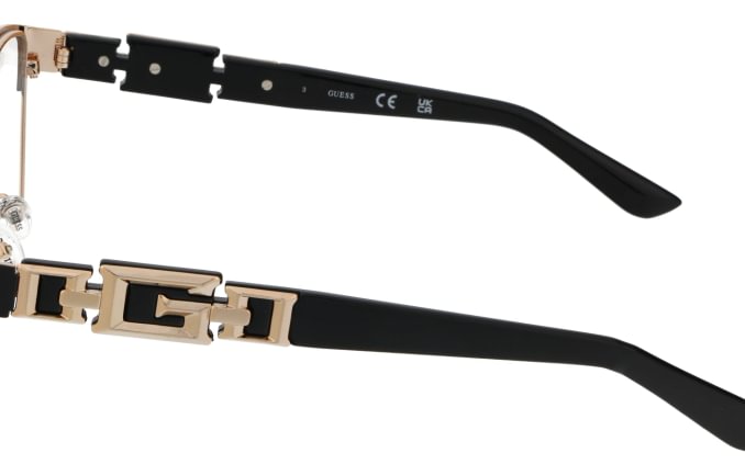 Guess GU2984