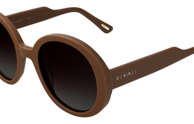 Desiree DE2425S