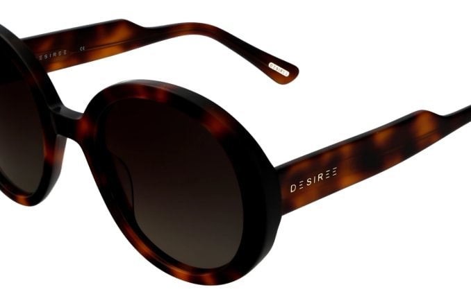 Desiree DE2425S