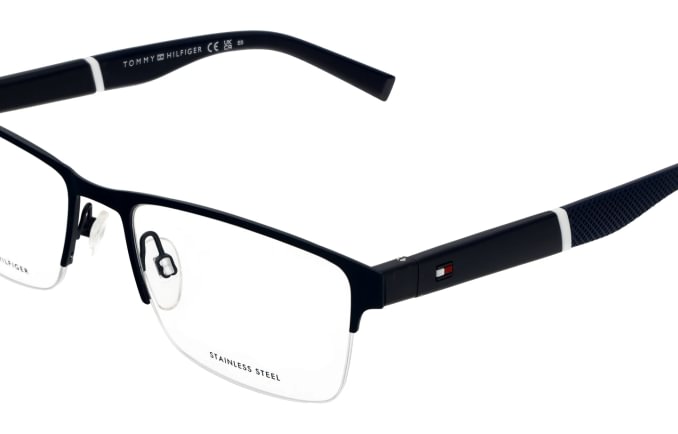 Tommy Hilfiger TH1905