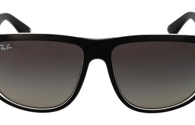 Ray-Ban RB4147