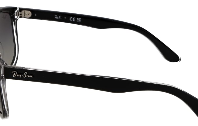 Ray-Ban RB4147