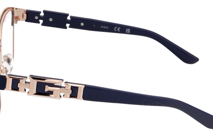 Guess GU2984