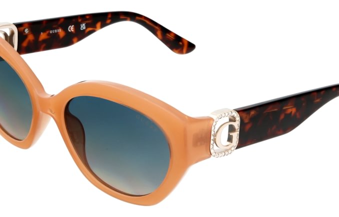 Guess GU00104