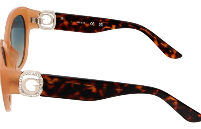 Guess GU00104