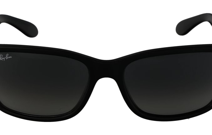 Ray-Ban RB4388