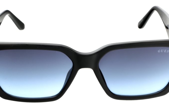 Guess GU7916
