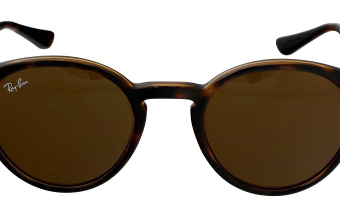 Ray-Ban RB2180