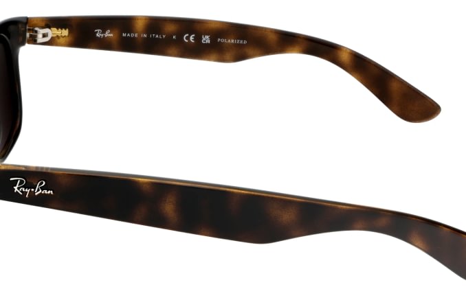 Ray-Ban RB2132