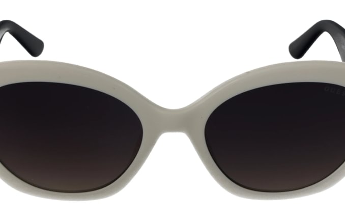 Guess GU00104