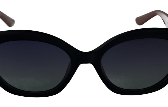 Guess GU00104
