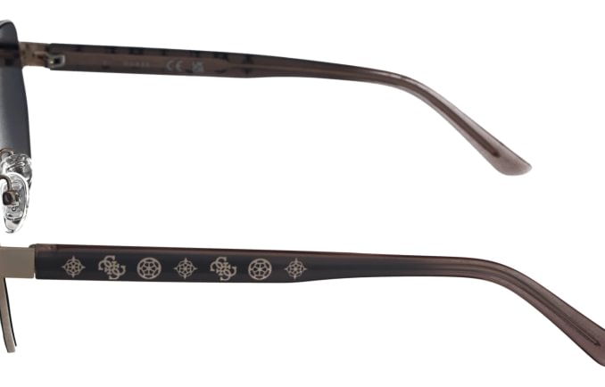 Guess GU00102
