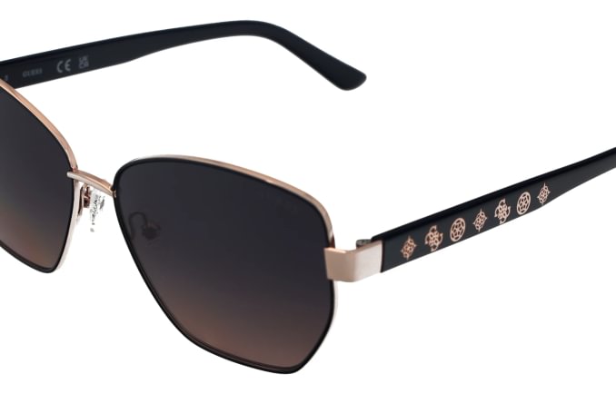 Guess GU00102