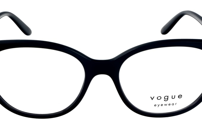 Vogue VO5552