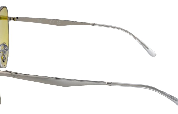 Ray-Ban RB3724D
