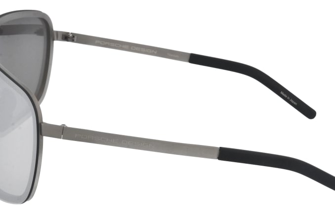 Porsche Design P8664