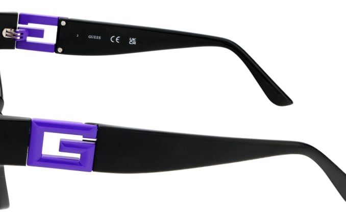 Guess GU7916