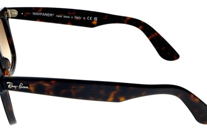 Ray-Ban RB2140