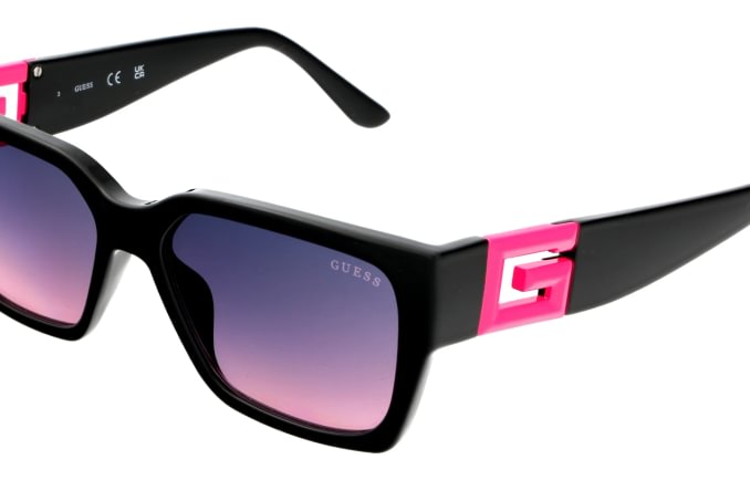 Guess GU7916