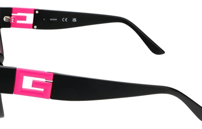 Guess GU7916