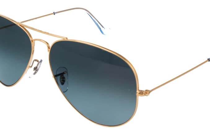 Ray-Ban RB3025