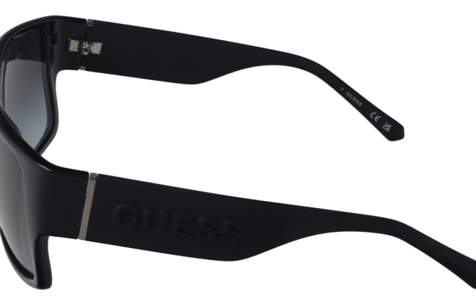 Guess GU00165