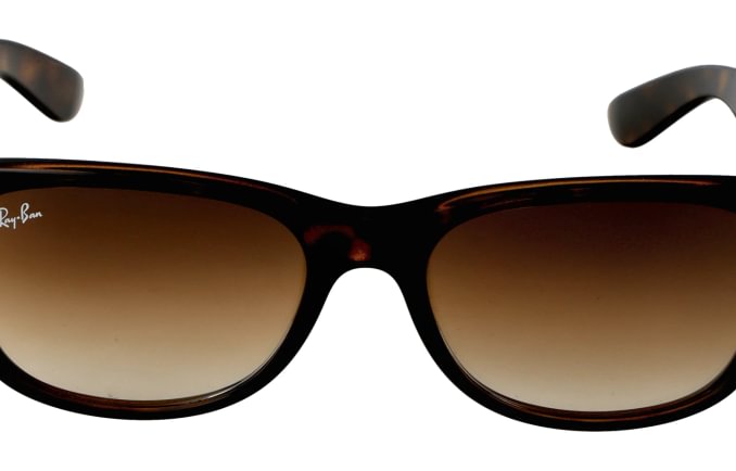 Ray-Ban RB2132
