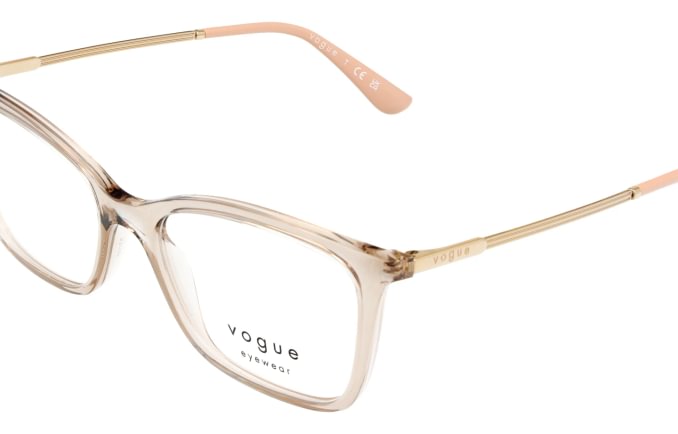 Vogue V05563