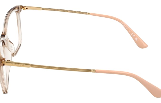 Vogue V05563