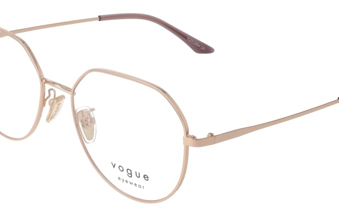 Vogue V04301D
