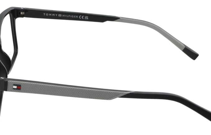 Tommy Hilfiger TH2148