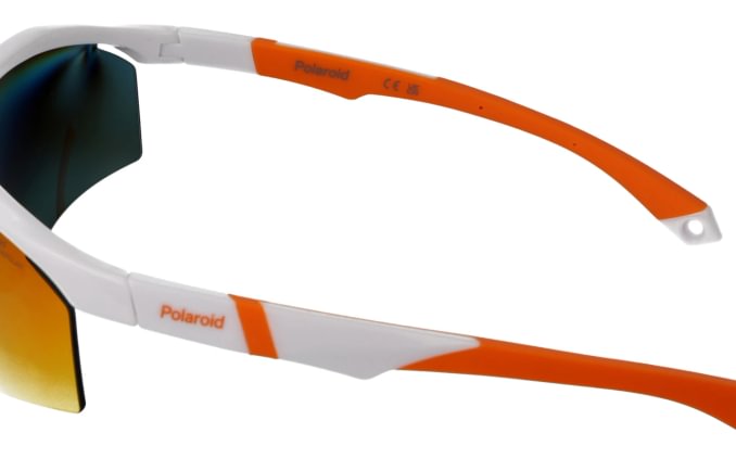 Polaroid PLD7055