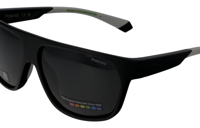 Polaroid PLD7053