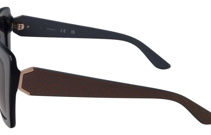 Guess GU7889