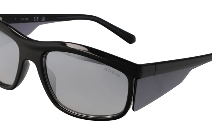 Guess GU00073