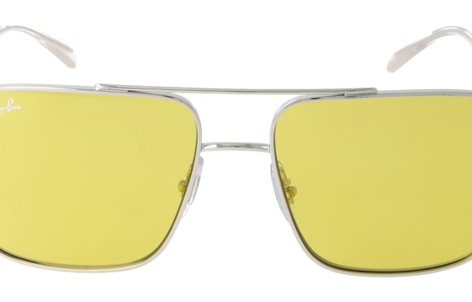 Ray-Ban RB3758