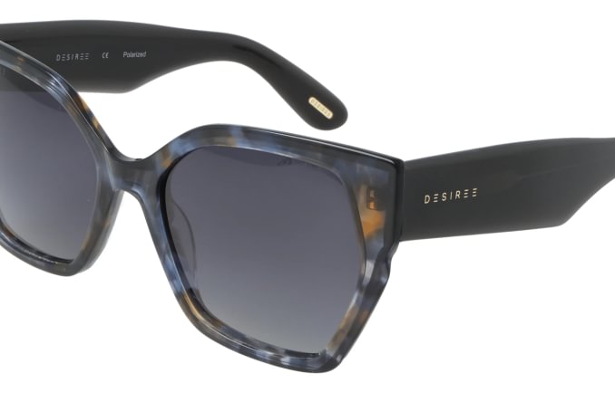 Desiree DE2446S