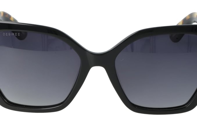Desiree DE2446S