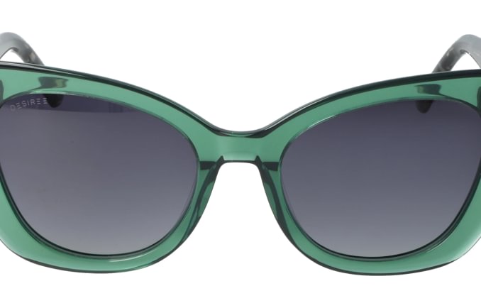 Desiree DE2445S