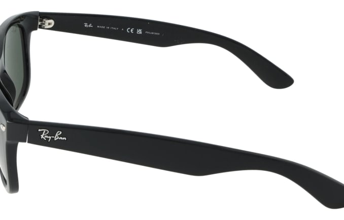 Ray-Ban RB2132