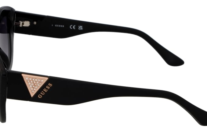 Guess GU7868