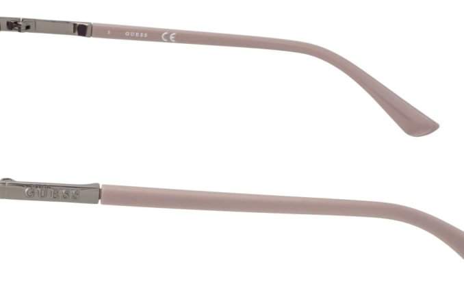 Guess GU7826