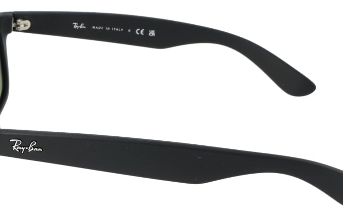Ray-Ban RB2132