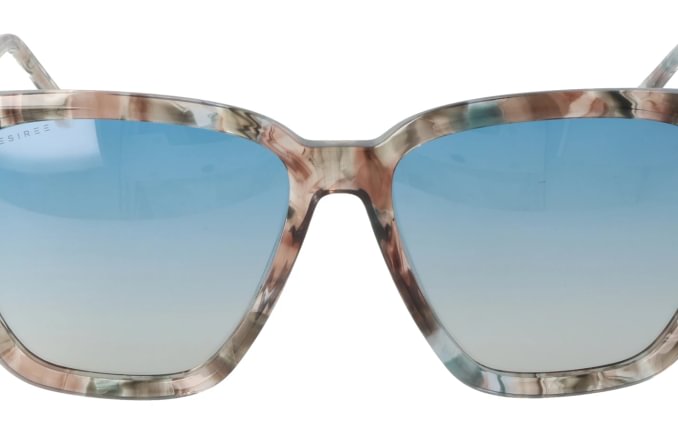 Desiree DE2460S