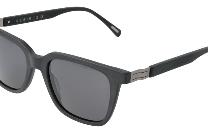 Desiree DE2458S