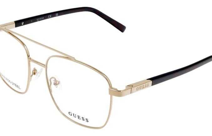 Guess GU3038