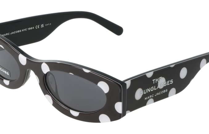 Marc Jacobs MARC858